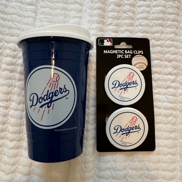 MLB Other - Dodgers Cup and Magnetic Bag Clips Set